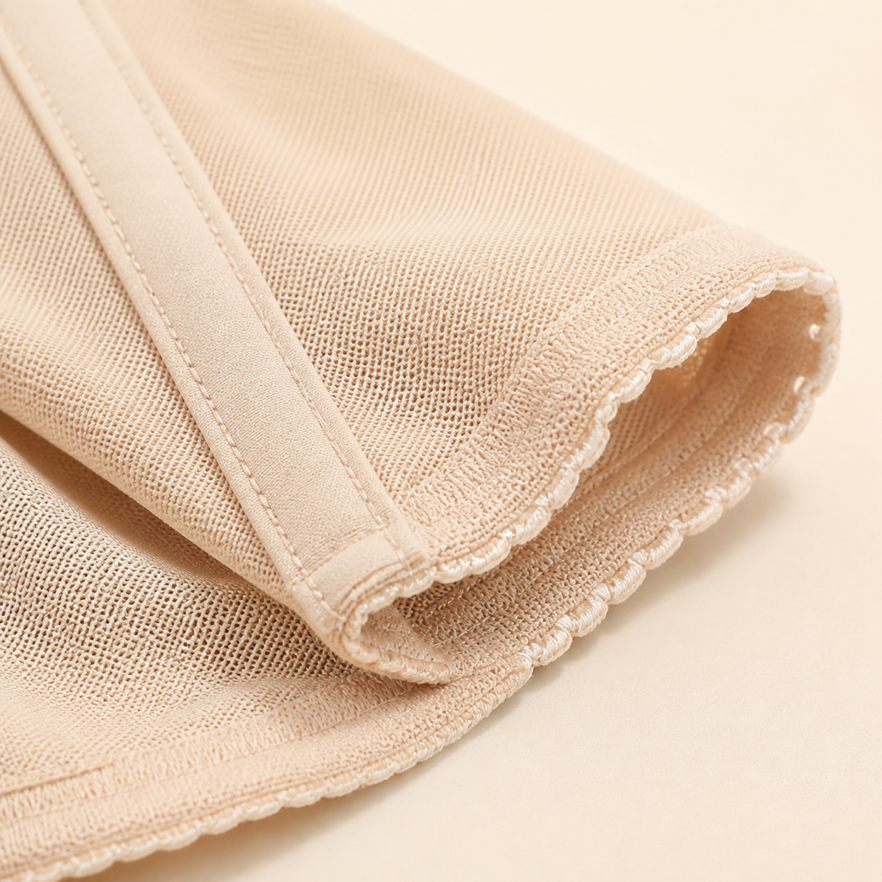 CORE Hook-and-Eye Waist Cincher